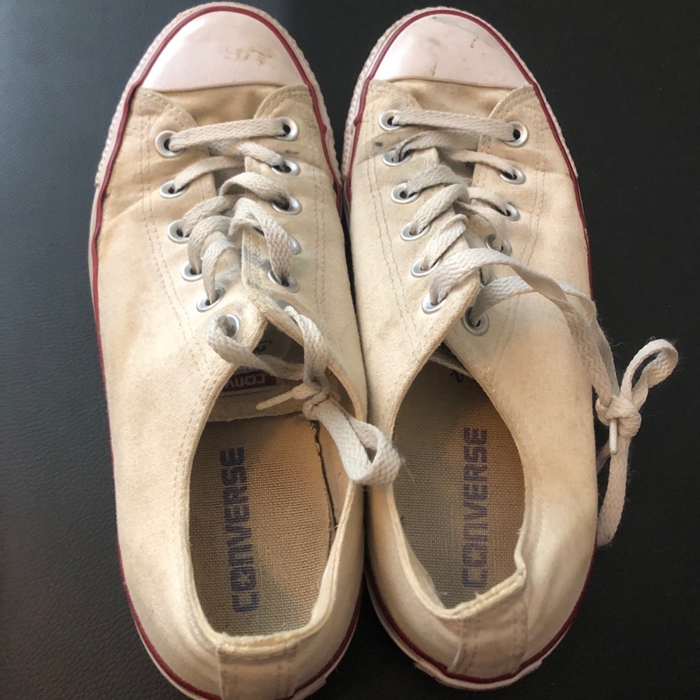 White converse M8 W10
